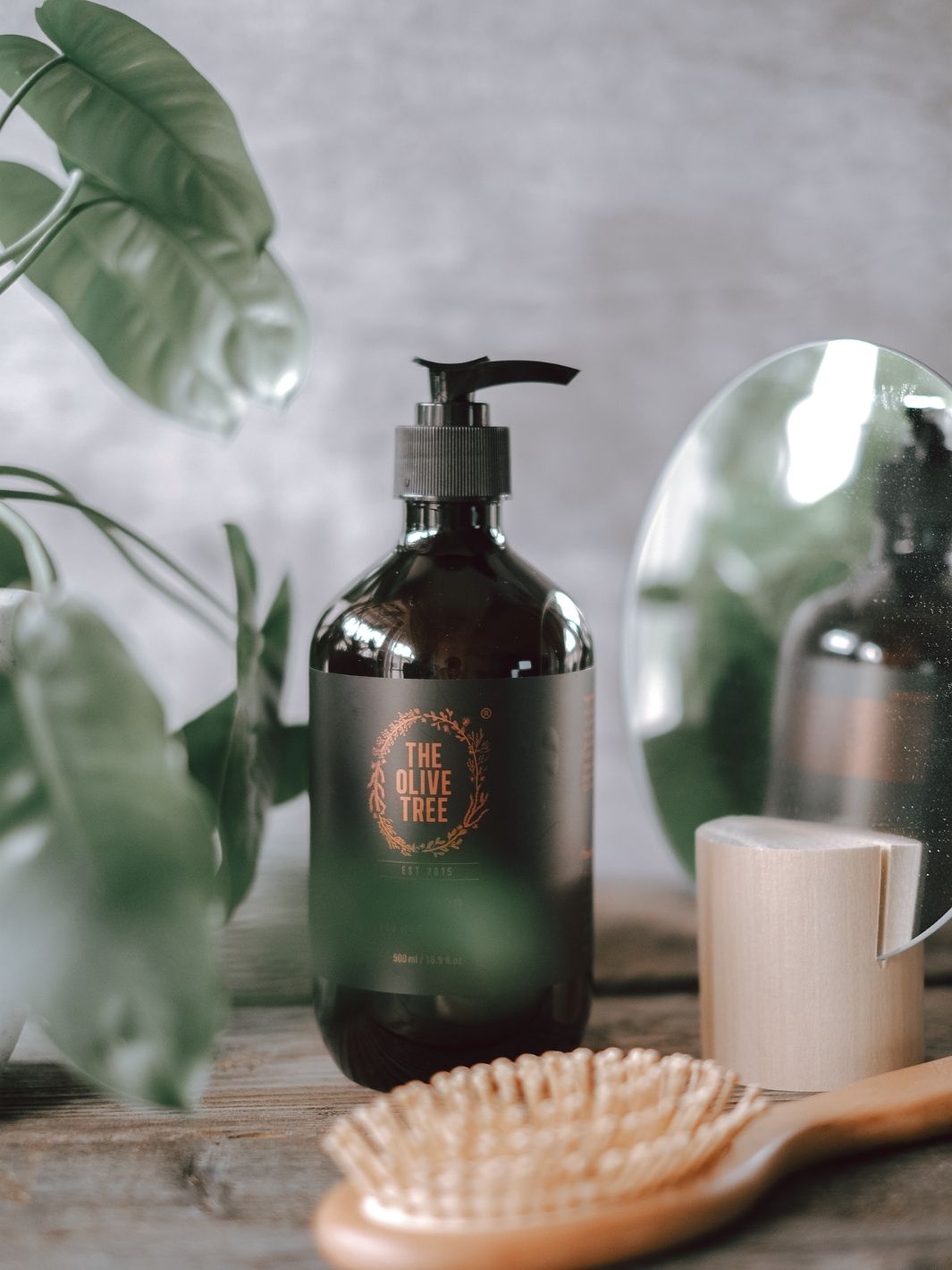 Tea Tree Charcoal Shampoo Deep Cleansing